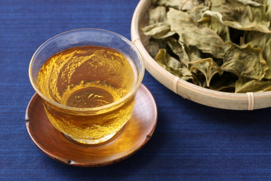 柿の葉茶の効用とは?副作用はあるの?
